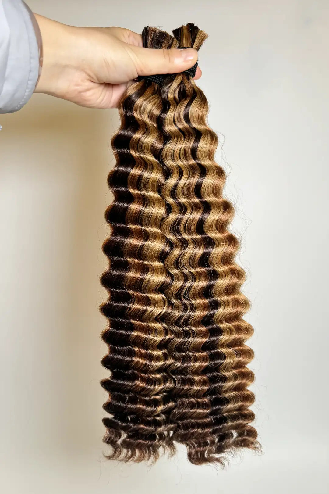 #4A/27/30 Cheveux ondulés profonds couleur piano pour tressage BU55