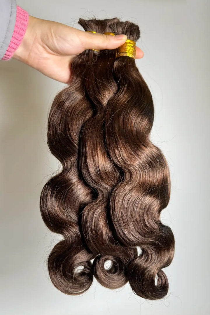 Cheveux en vrac ondulés brun foncé à double tirage pour tressage BU59