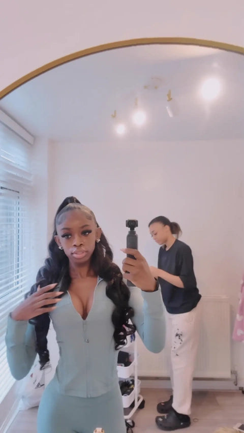 Internet Celebrity Shantelll Is Showing The Cambodia Raw Hair Bundle Body Wave Natural Color Preparation Process
