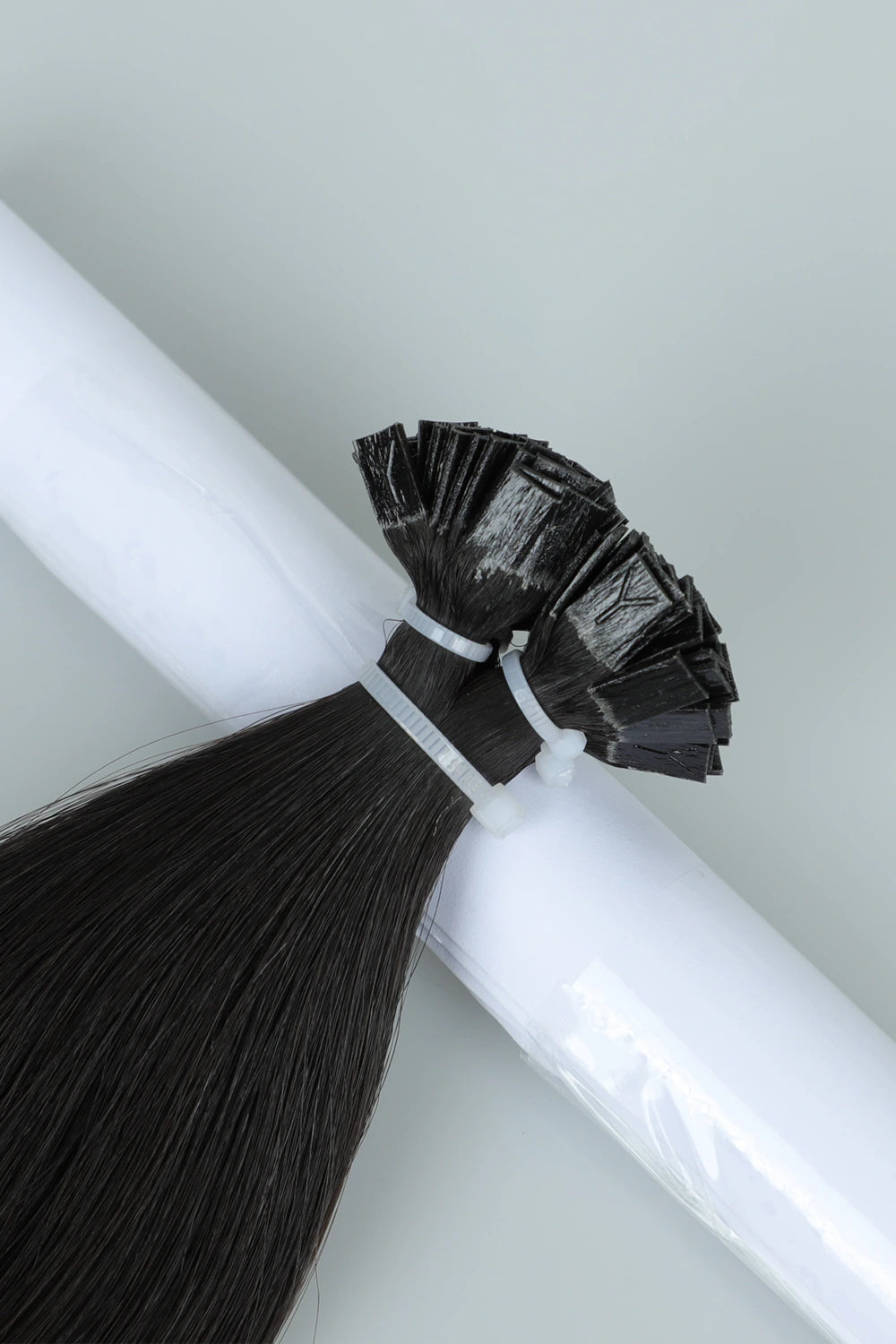 keratin-bonded-hair-extensions-k-tip-black-straight-hair-1