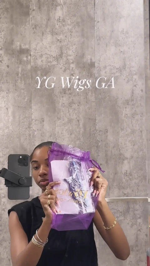 Tiktok Influencer ledeijah Showing The Braiding Process Of Cambodia Raw Hair Bundle Straight Natural Colour 12a