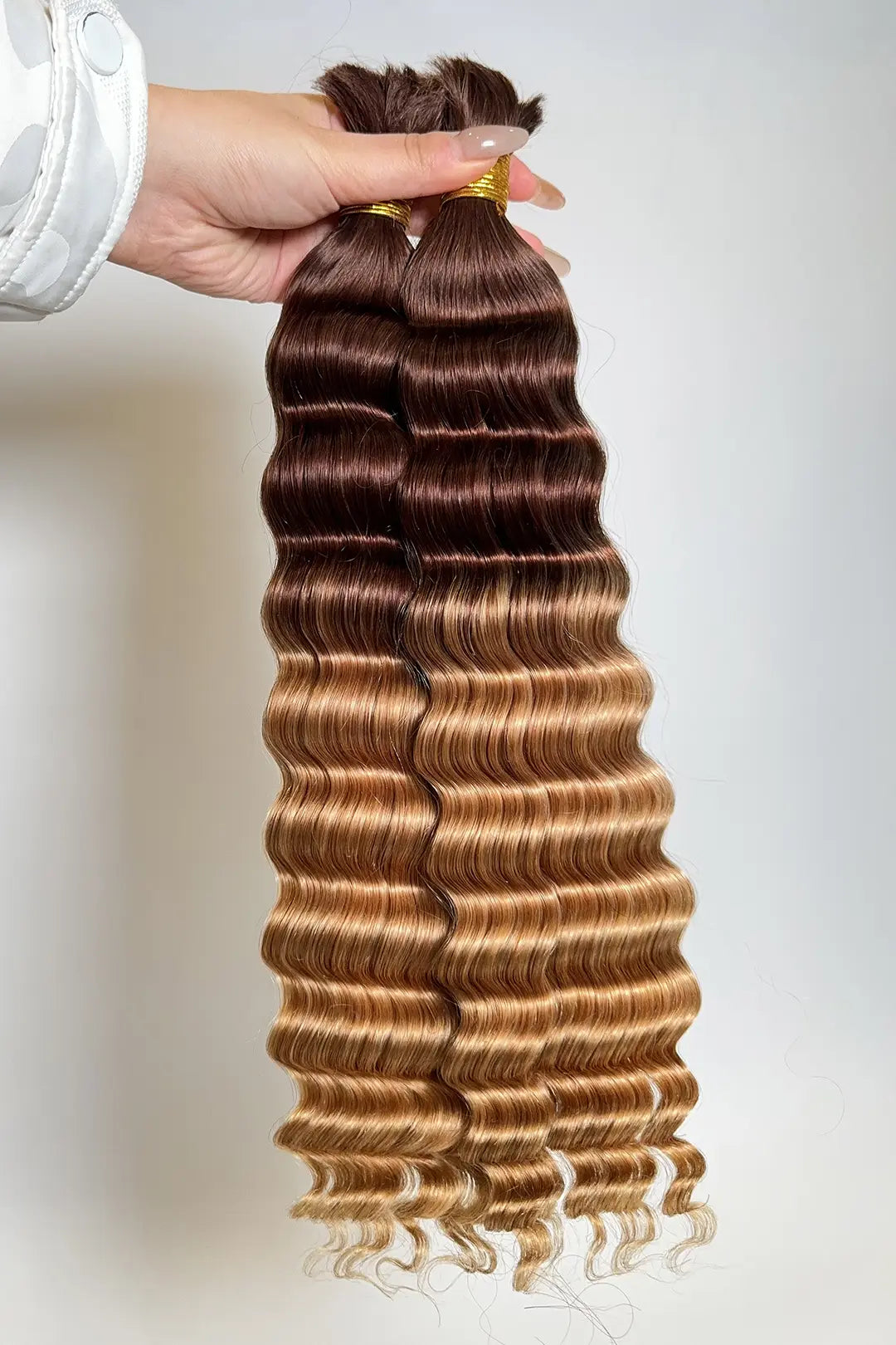 Cabello ondulado profundo de dos tonos color n.° 4/27, doble estiramiento BU61