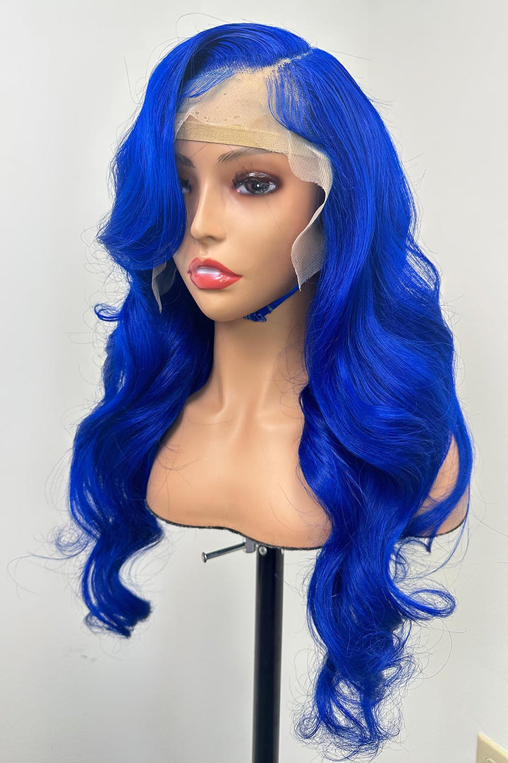 Designerperücken-13*6 Spitzenfront Blaue Perücke Natürliche Welle