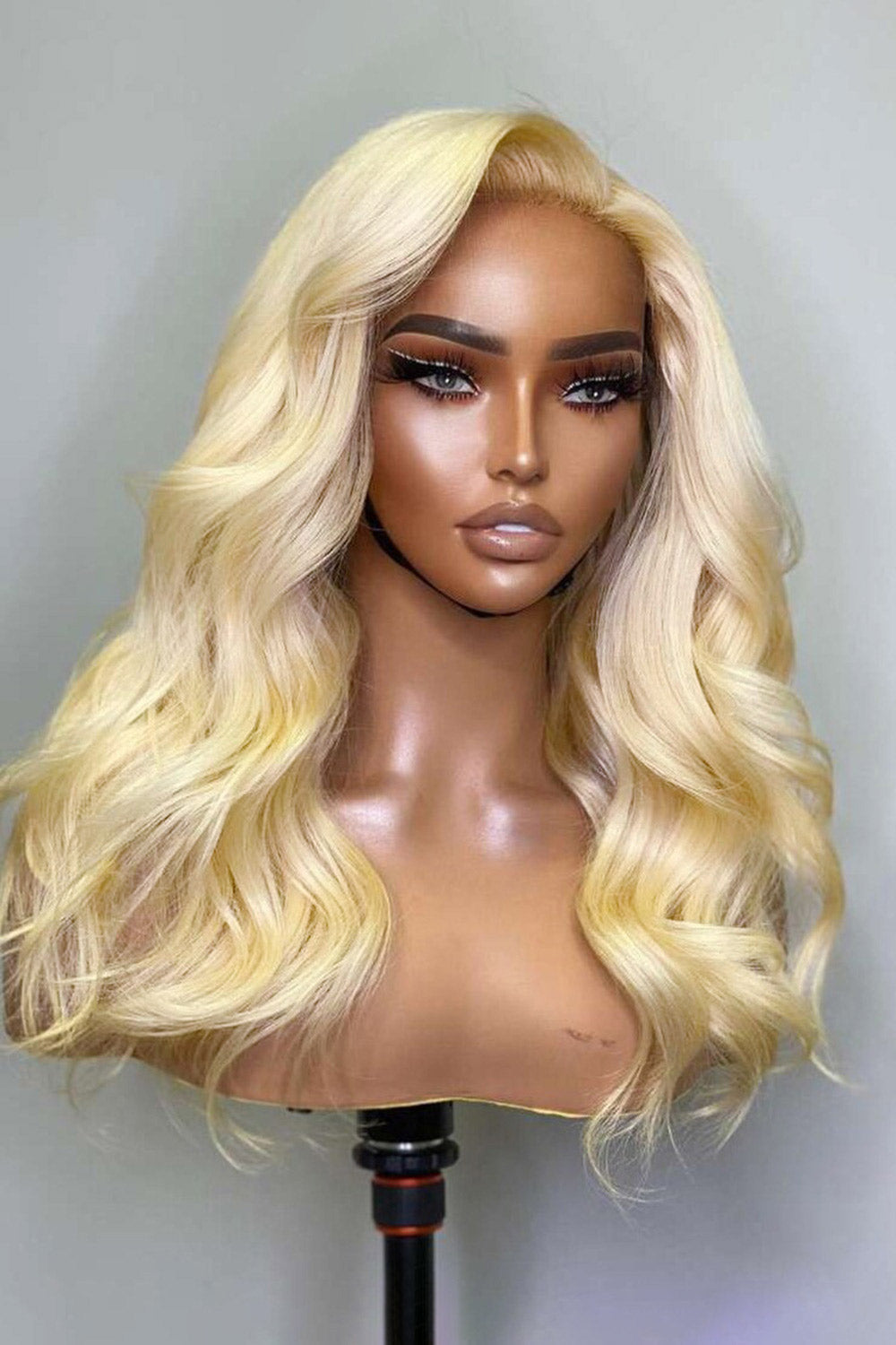 13x6 Glueless HD Lace Wig 613 HD67