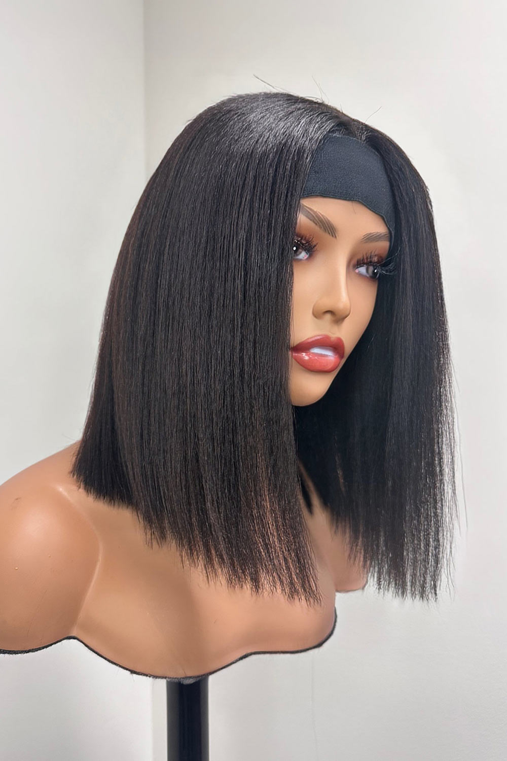 12-inch-blunt-cut-bob-lace-headband-wig-kinky-straight-black