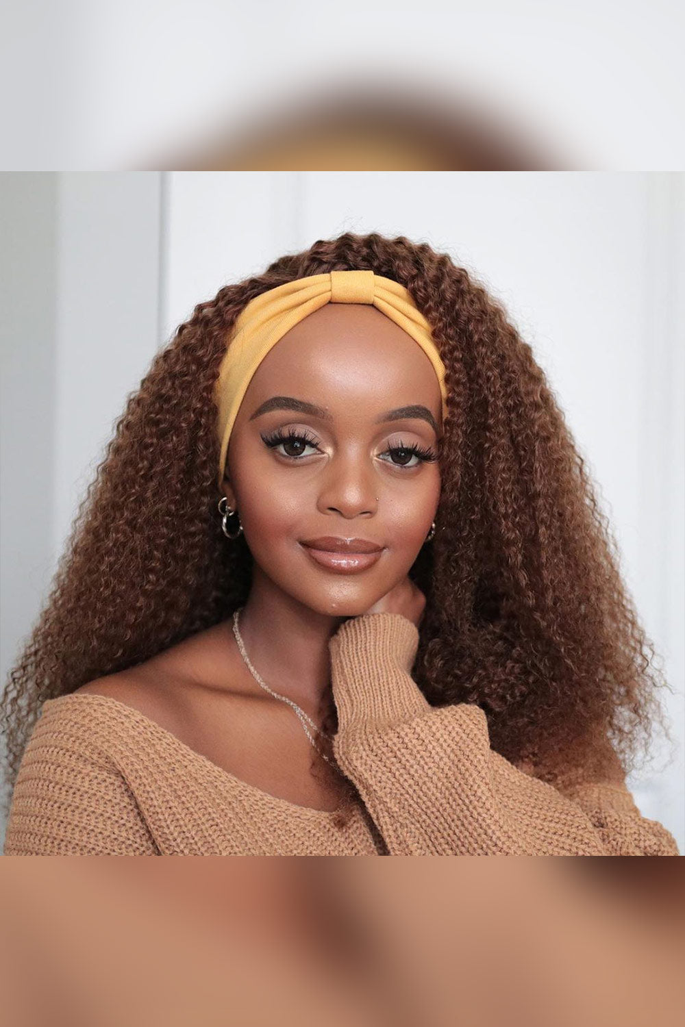 Schokoladenfarbige, lockige Stirnbandperücke aus menschlichem Haar HBW10