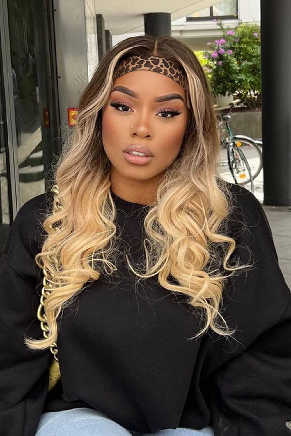 lace-headband-wig-613-ombre-blonde-with-dark-roots-body-wave-5