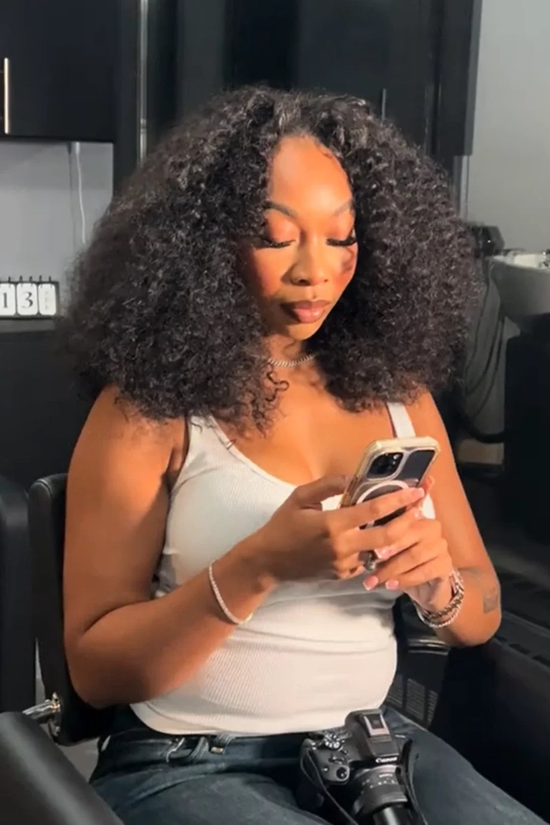 Flip over quick weave image gallery