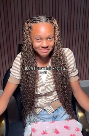 Ins influencer daedohair shows the braiding process of 4/30 mixed color water deep wave feather crochet human hair