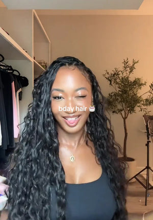 Ins influencer joelle_ shows the braiding process of feather crochet hair loose wave