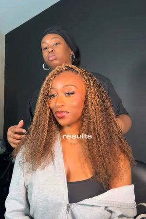 Ins influencer tyasiarenaee shows the braiding process of 4/30 mixed color water deep wave feather crochet human hair