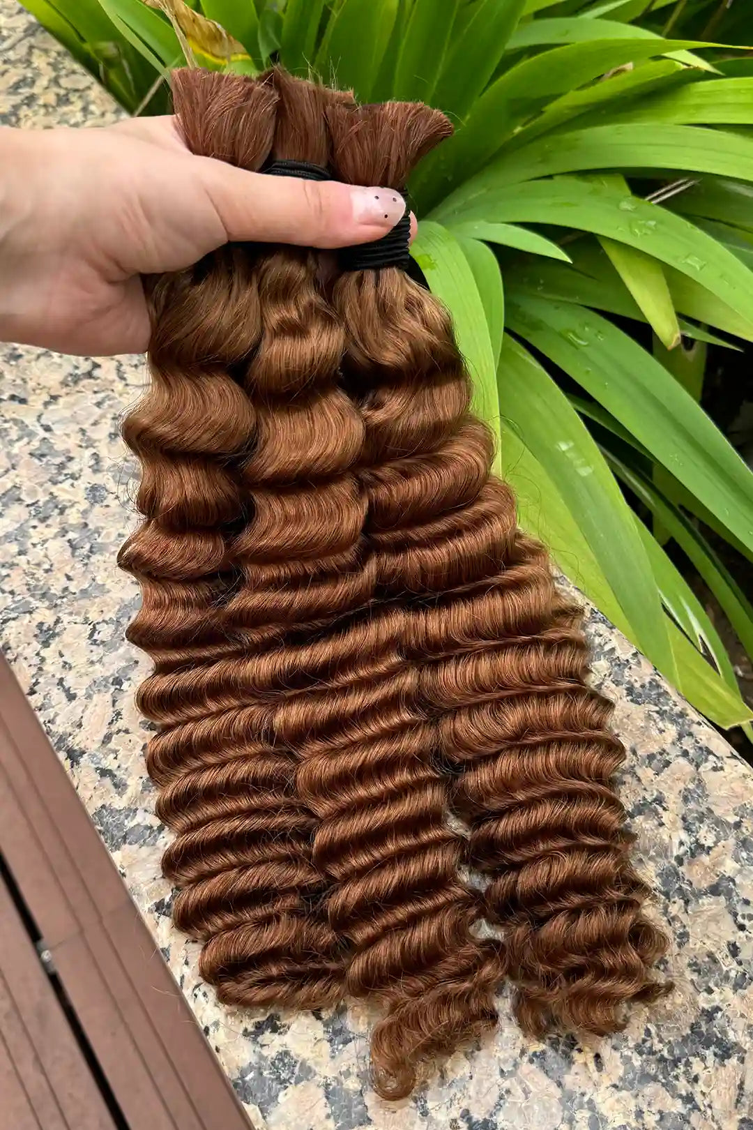 30# Cabello castaño castaño a granel para trenzar onda profunda BU07