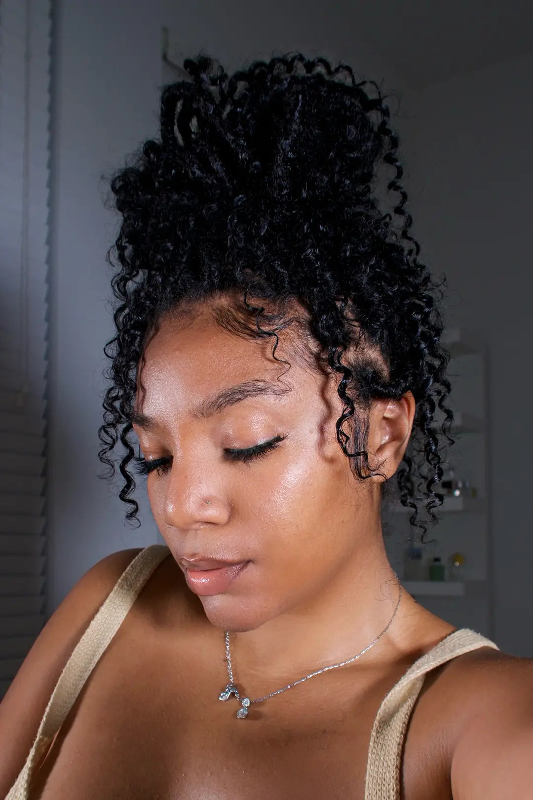 Culture Locs avec extrémités bouclées cheveux humains bouclés noirs naturels 10 brins