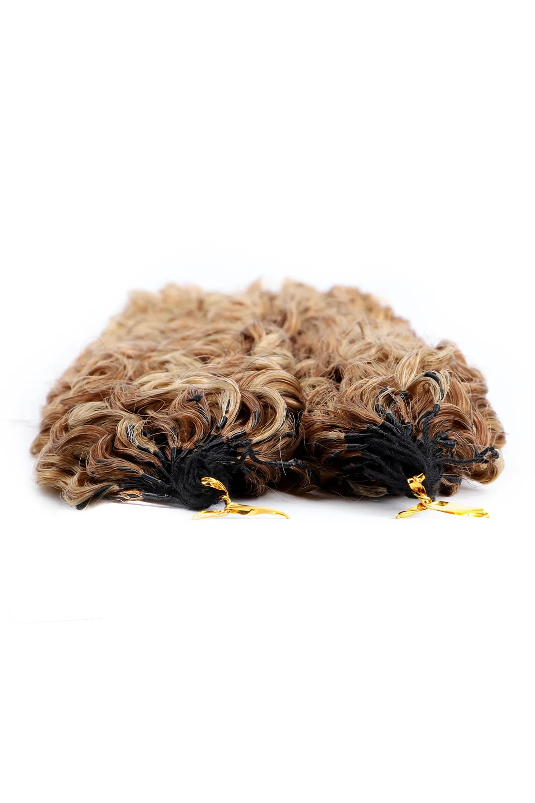 Detail of the ends of 27 30 mixed color water deep wave feather crochet human hair
