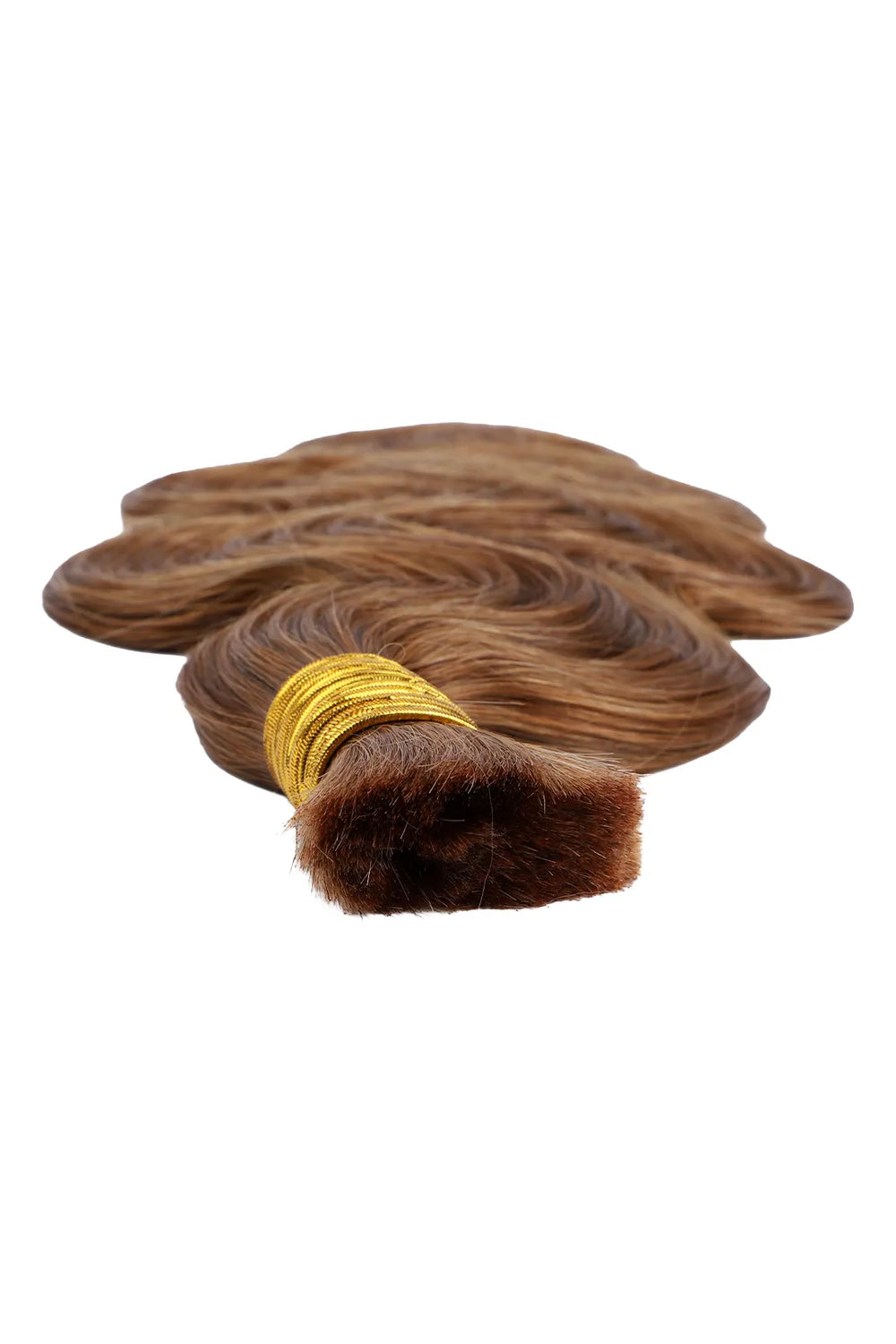 Detail of the ends of double drawn auburn brown body wave bulk hair bu60