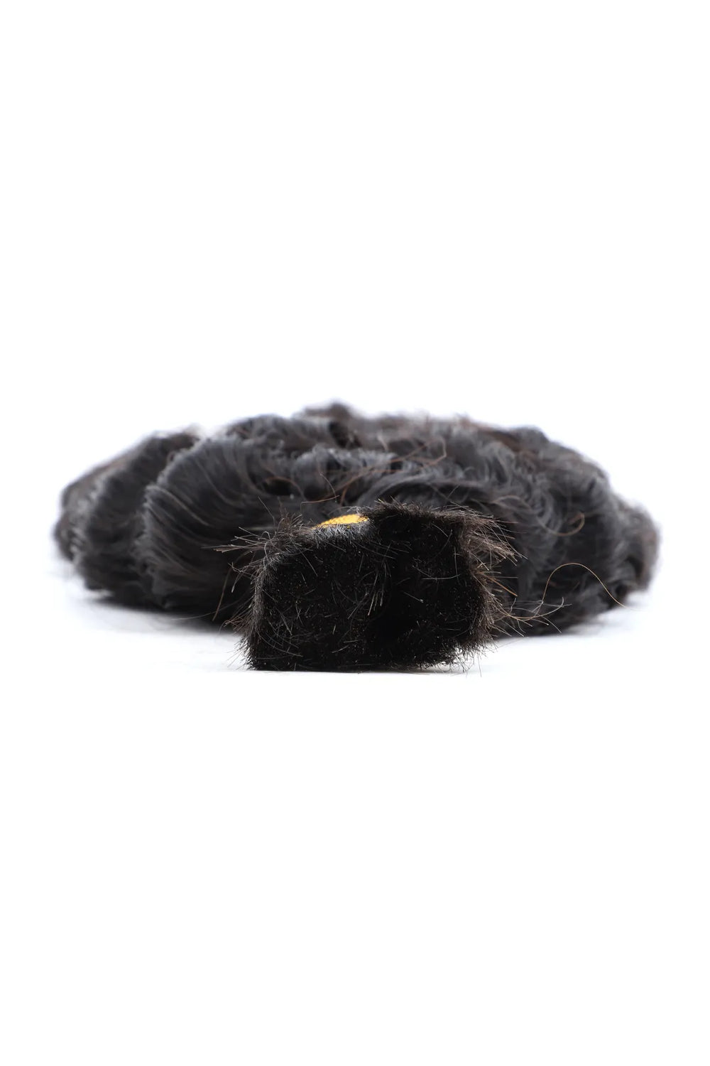 Detail of the ends of double drawn water deep wave bulk human hair for braiding
