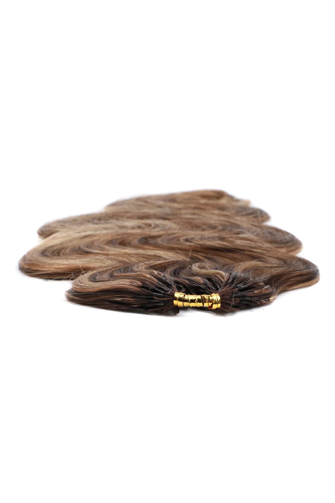 Detail of the ends of highlight blend #4/27/30 body wave feather crochet human hair