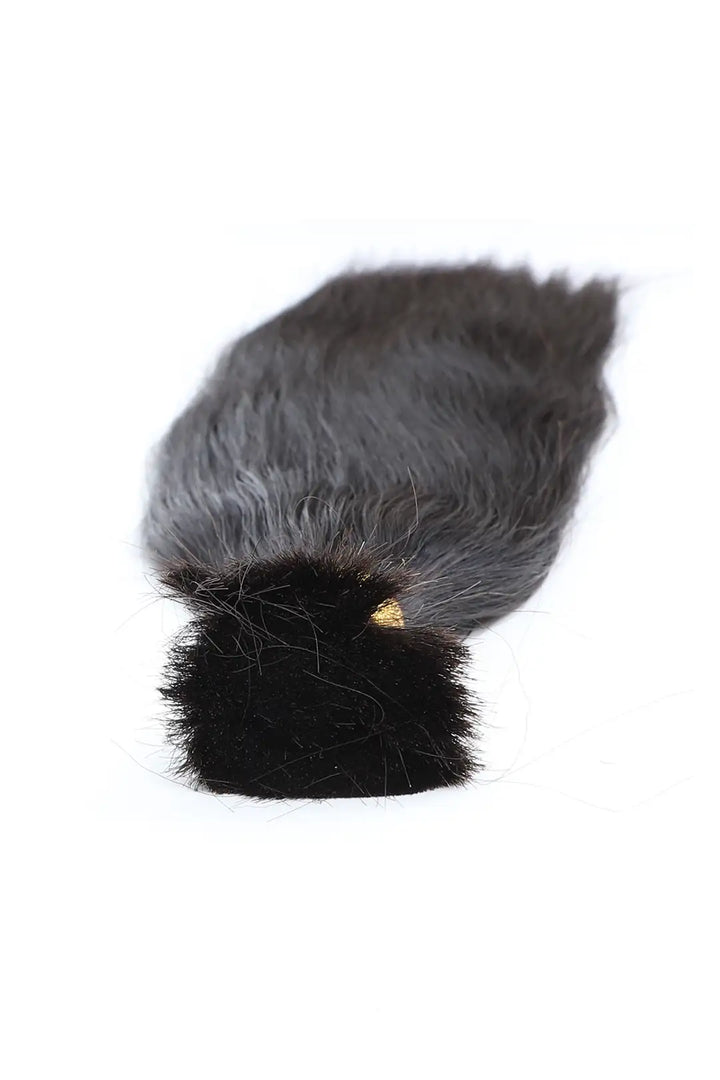 Detail of the ends of straight bulk hair for braiding natural black bu09