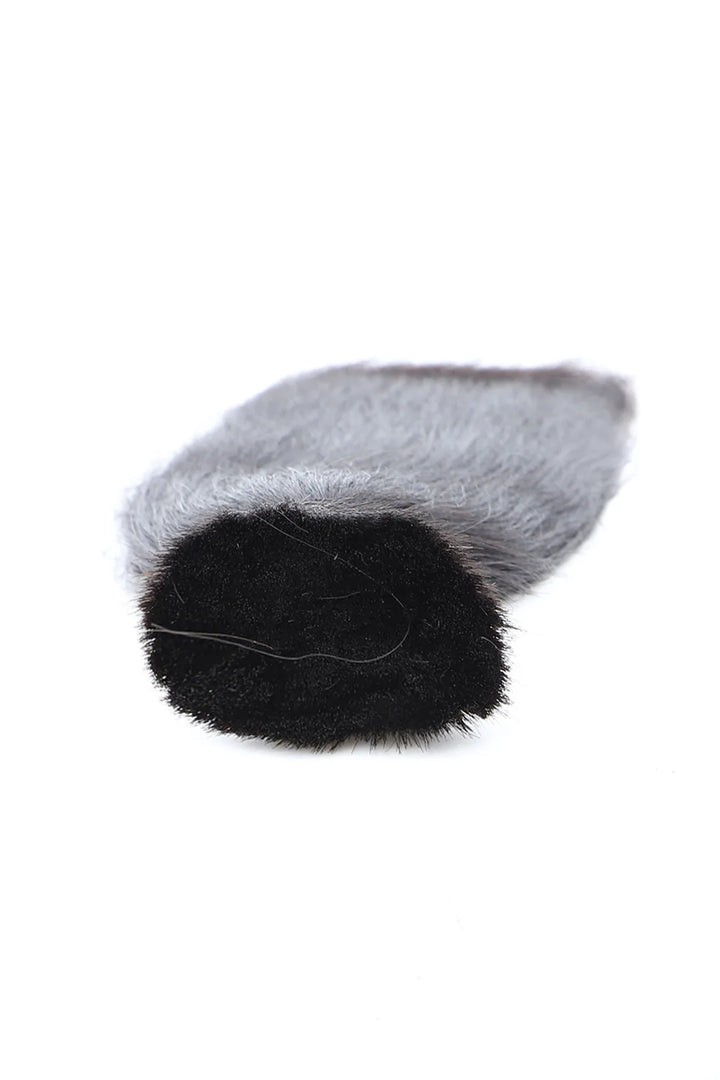 Detail of the ends of yaki bulk human hair for braiding natural black bu33