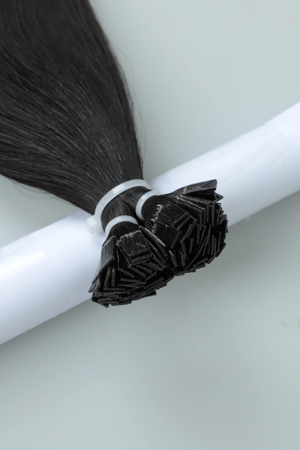 keratin-bonded-hair-extensions-k-tip-black-straight-hair-2