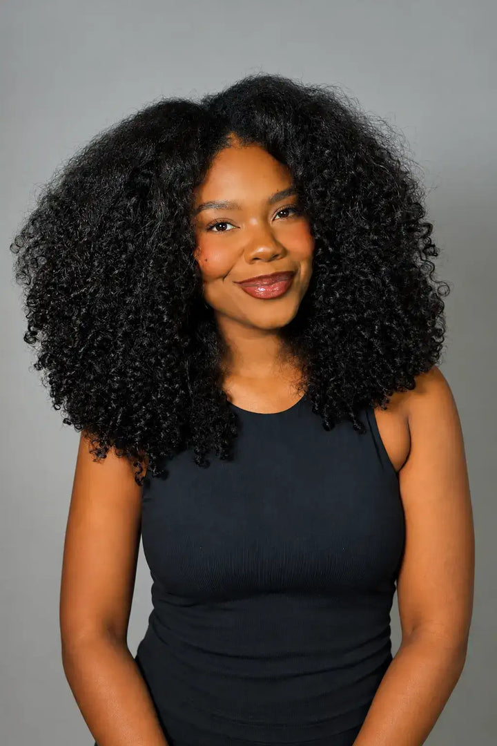 Model display picture of double drawn feather crochet hair burmese water curly human hair