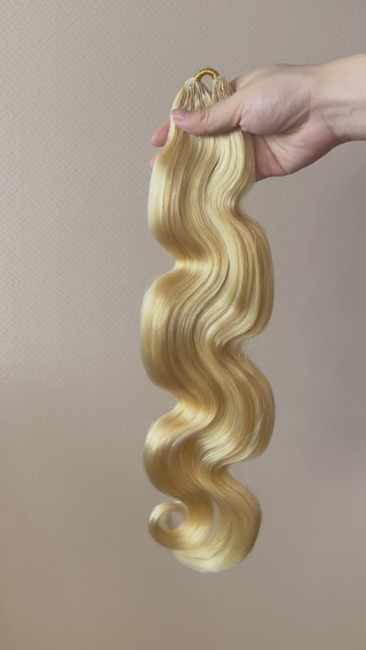Cheveux humains 613 Blonde Body Wave à nœuds miracles crochet feather