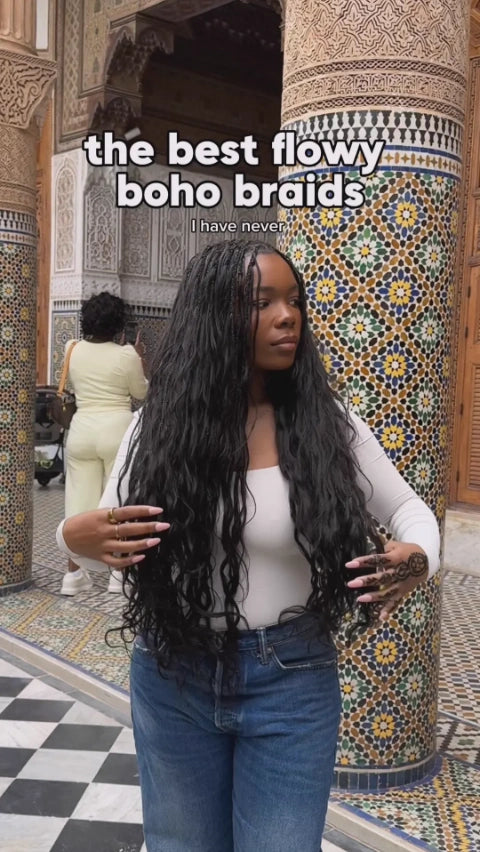 Tiktok Influencer-crystaluncut Showing The Braiding Process Of Body Wave Bulk Human Hair 