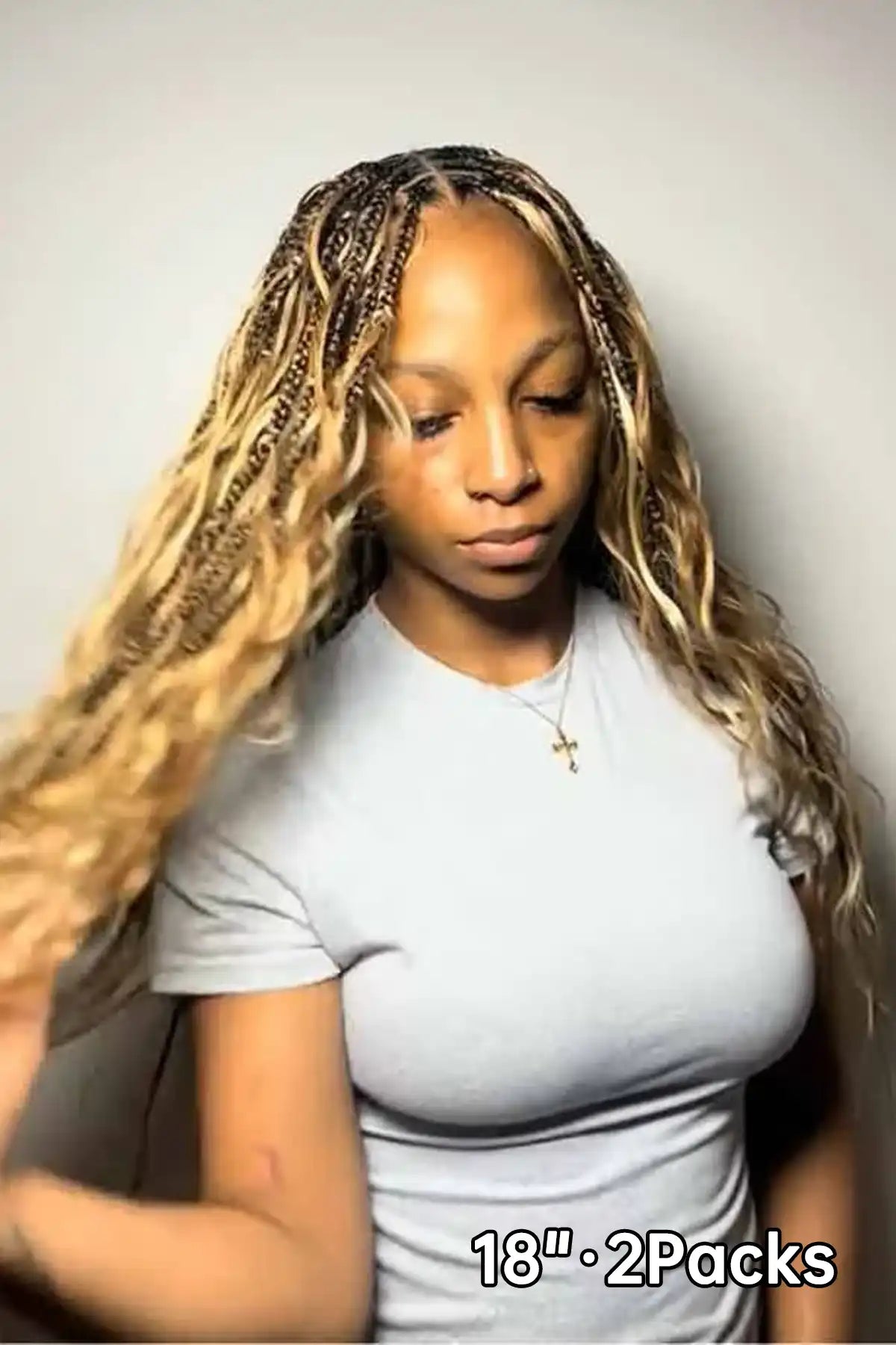 Tiktok influencer jadynxvalentine shows the braiding process of #27/30/613 piano color body wave bulk hair