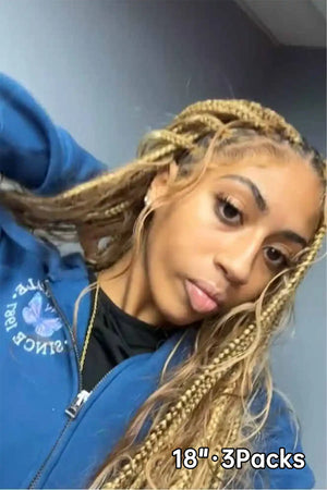 Tiktok influencer ty2anti shows the braiding process of #27/30/613 piano color body wave bulk hair