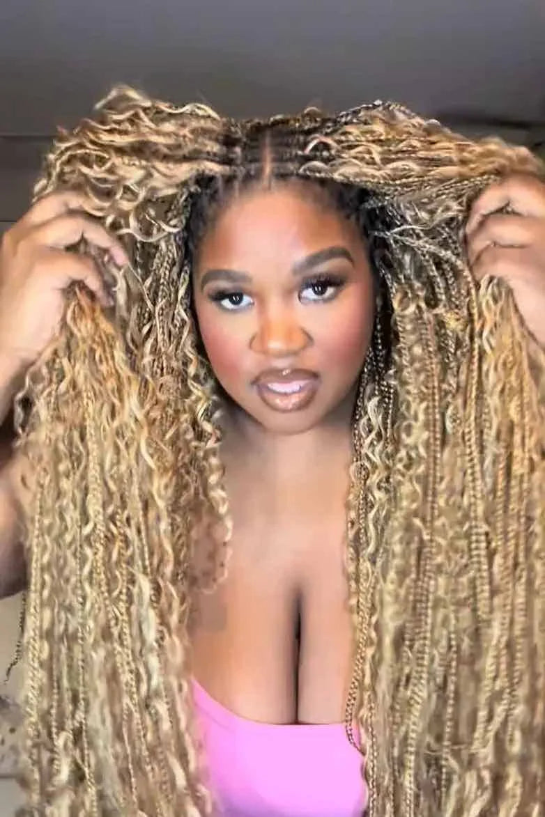Tiktok influencer zhanecreates shows the braiding process of 27/30/613 piano color deep wave bulk hair