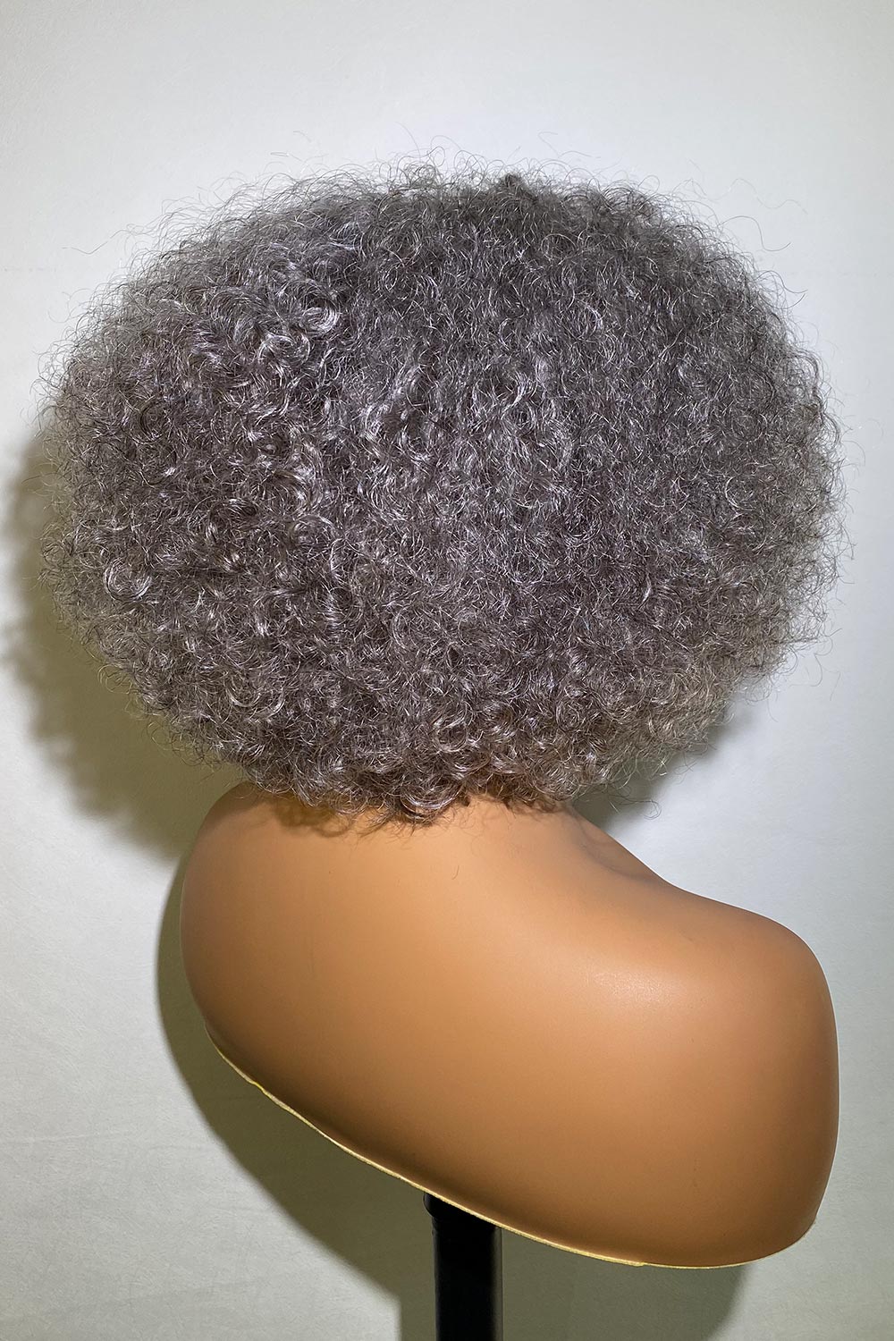 Perruques de créateurs-Mode gris argenté profond Jerry Curl Bob 10 "perruques