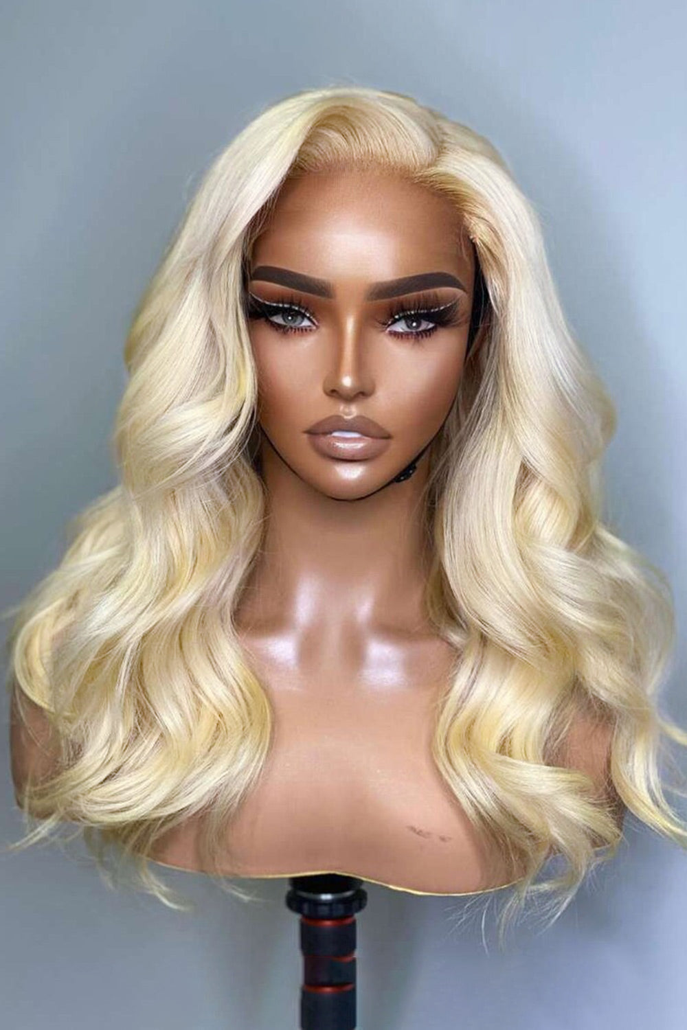 Glueless Hd Lace Front Long Wig 613 Blonde Body Wave Fake Scalp display picture 3