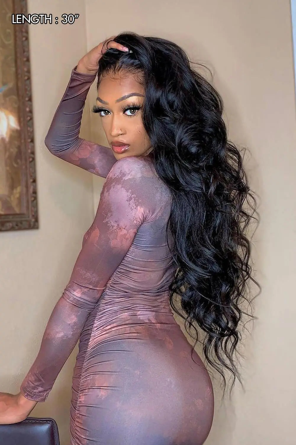 Influencers showcase our 30-inch HD guleless lace body wave wig-2