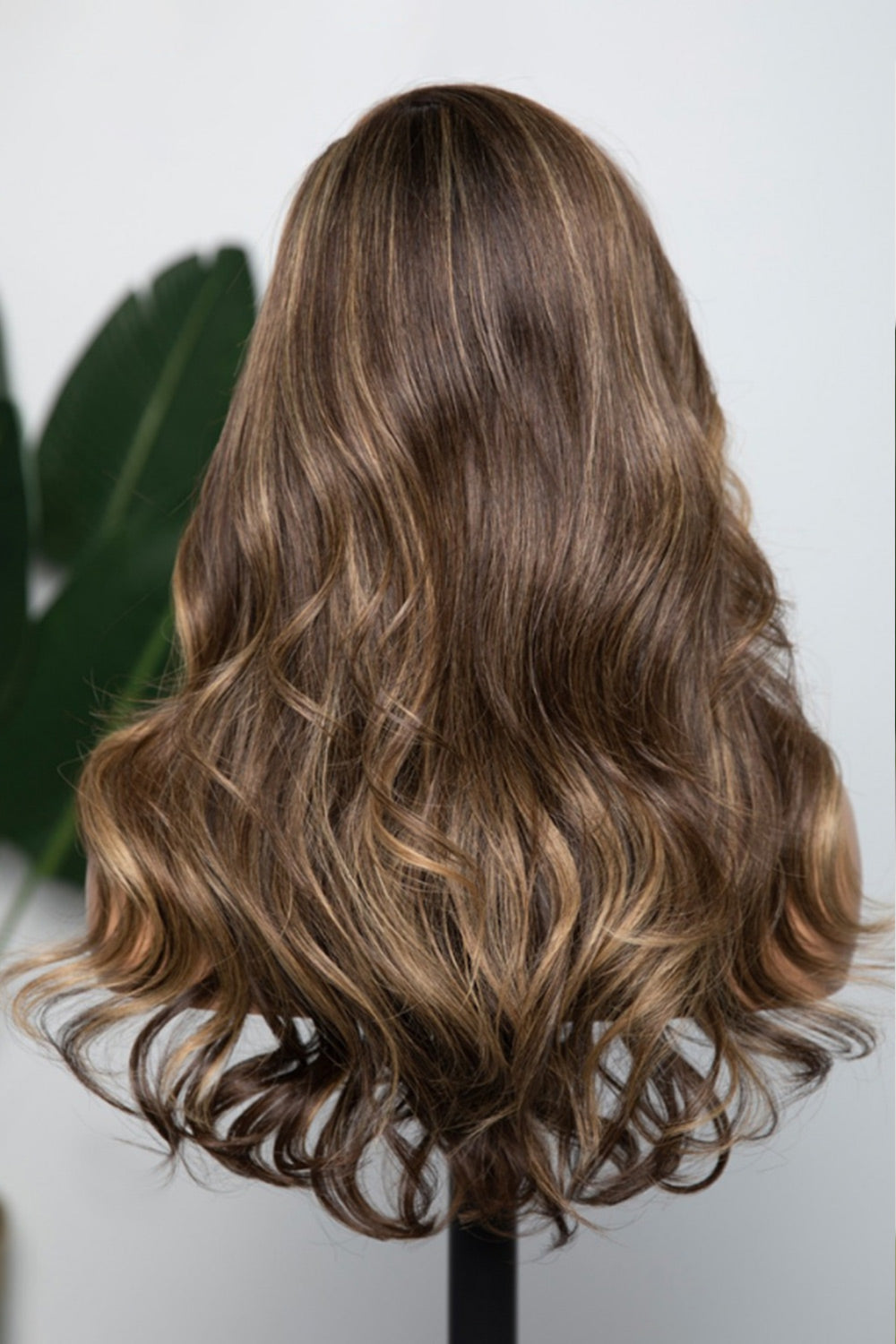 Perruque de cheveux vierges ondulés à reflets bruns HD 13x6-HD26